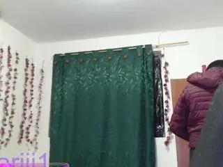 Hilari18  live sex cam