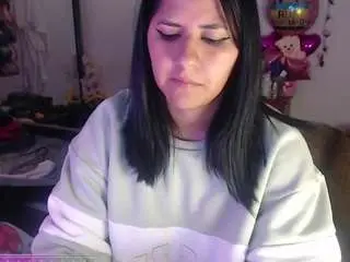 Hilari18  live sex cam