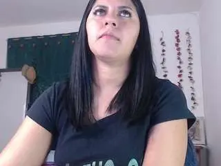 Hilari18  live sex cam