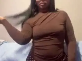 Indianoir  live sex cam