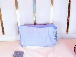 Kenetbloom1  live sex cam
