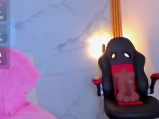 Malka-milan  live sex cam