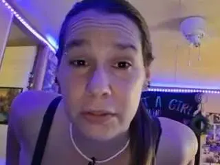 Ashleygiffin46  live sex cam