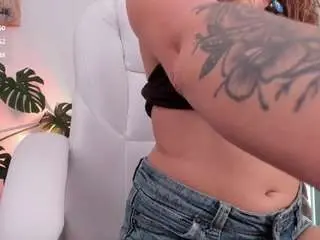 Celestee1  live sex cam