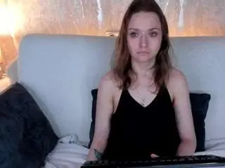 Linda-bryant  live sex cam
