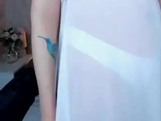 Linda-bryant  live sex cam