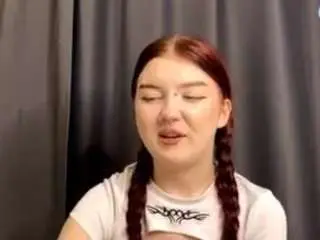 Tarahpfohl  live sex cam
