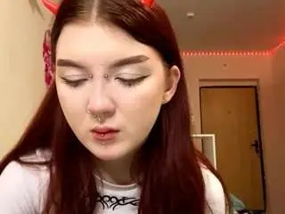 Tarahpfohl  live sex cam
