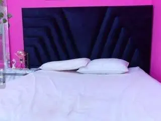 Lovethickmilf  live sex cam