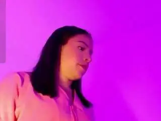 Lovethickmilf  live sex cam