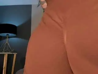 Milalawrencex  live sex cam