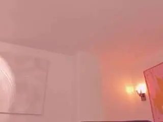 Milalawrencex  live sex cam