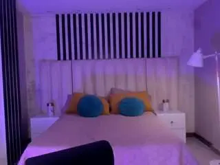 Milalawrencex  live sex cam