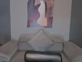 Milalawrencex  live sex cam