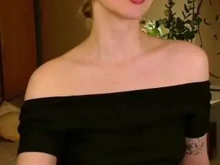 Mynameloveeee  live sex cam