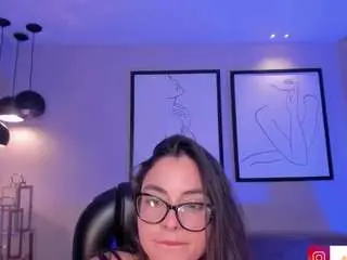 Allisonrogersx  live sex cam