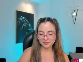 Allisonrogersx  live sex cam