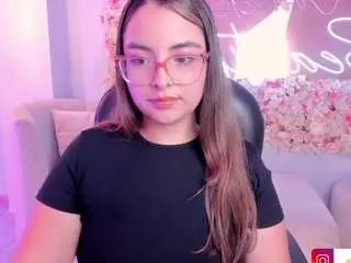 Allisonrogersx  live sex cam