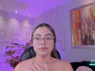 Allisonrogersx  live sex cam