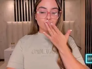 Allisonrogersx  live sex cam