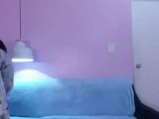 Hiyakasudere  live sex cam