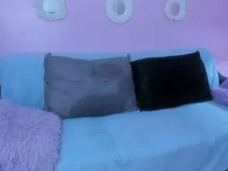 Hiyakasudere  live sex cam