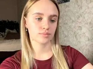 Kieraleeming  live sex cam