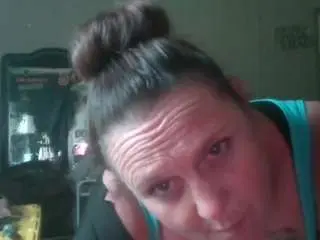 Lawnjraye69  live sex cam