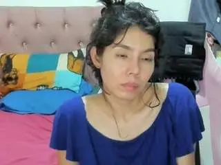 Miley777  live sex cam
