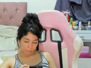 Miley777  live sex cam