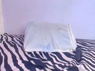 Chantaltaylor12  live sex cam