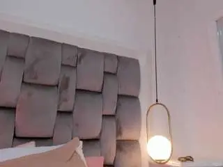 Ginger-violetta  live sex cam