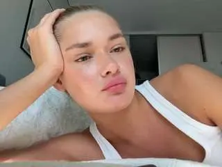 Kylebeatty  live sex cam