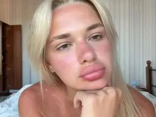 Kylebeatty  live sex cam
