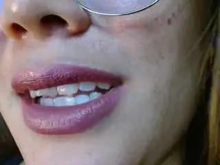 Missevoleth2  live sex cam