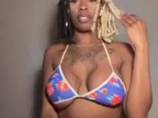 Misshoneyjuju  live sex cam