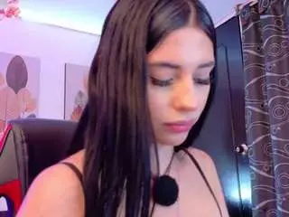 Sara-core  live sex cam