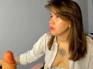 Sinful-kittyyy  live sex cam