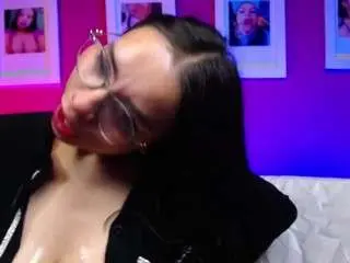 Valentinacrus  live sex cam