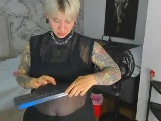 Amyhouse  live sex cam