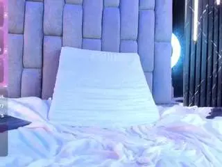 Camilaparisi  live sex cam