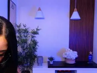 Celeste-hills  live sex cam