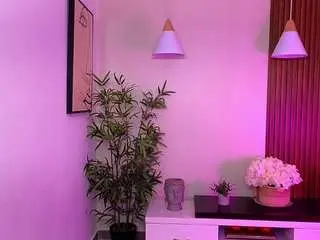 Celeste-hills  live sex cam