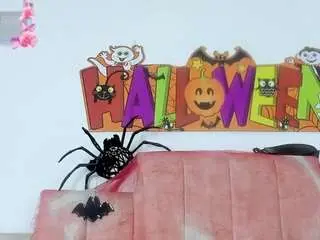 Helenawinterborn  live sex cam