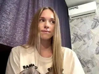 Imawhitty  live sex cam