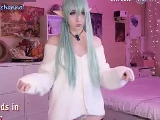 Yourcutewaifu  live sex cam