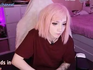 Yourcutewaifu  live sex cam