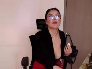 Zuzana21  live sex cam