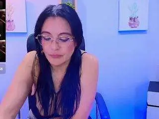 Zuzana21  live sex cam