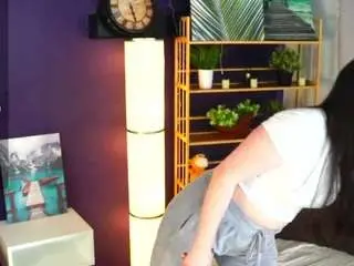 Amaliaclinkenbeard  live sex cam